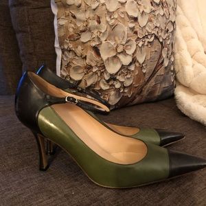 MANOLO BLAHNIK LEATHER PUMPS SZ EU 40.5 SOLD SOLD!!